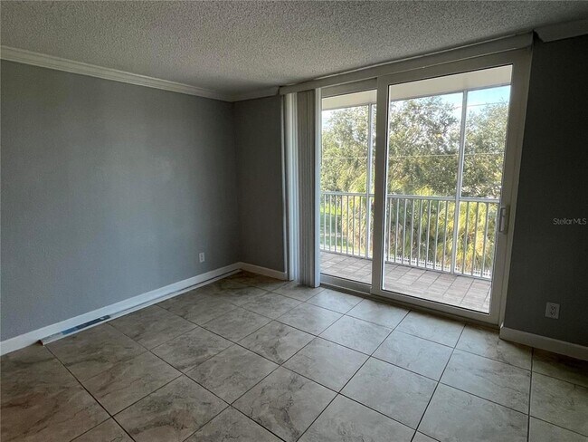 Building Photo - 2700 Coconut Bay Ln