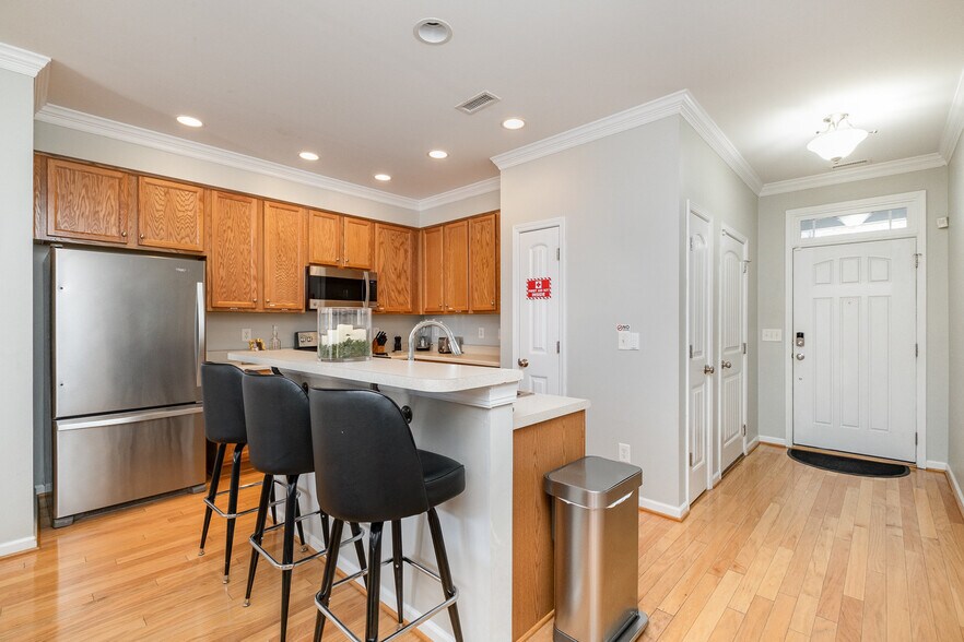 Building Photo - 4618 Merendino St