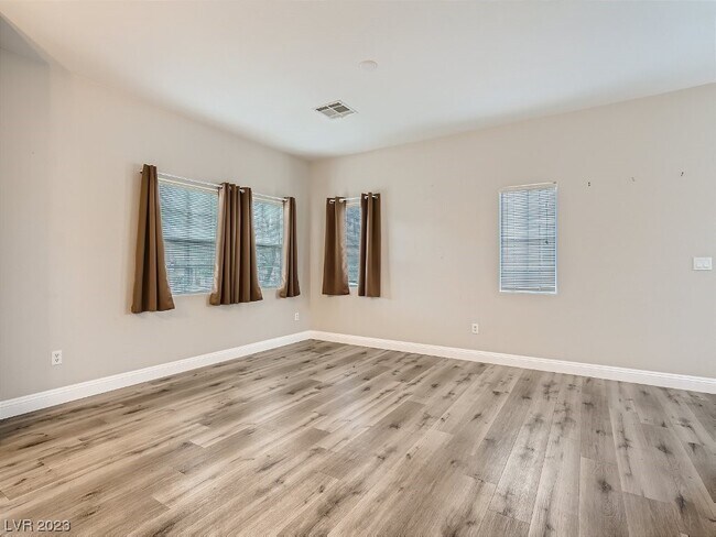 Building Photo - 3845 Wiggins Bay St