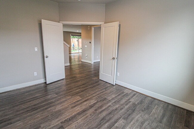 Building Photo - 1418 184th Pl SE