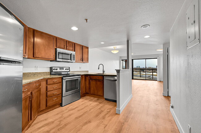 Building Photo - $1,750.00 - 1 Bedroom, 1 Bathroom, Condo in Denver with Cozy Balcony!