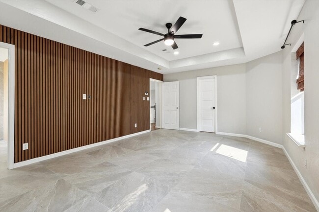 Building Photo - 6043 Fieldstone Dr
