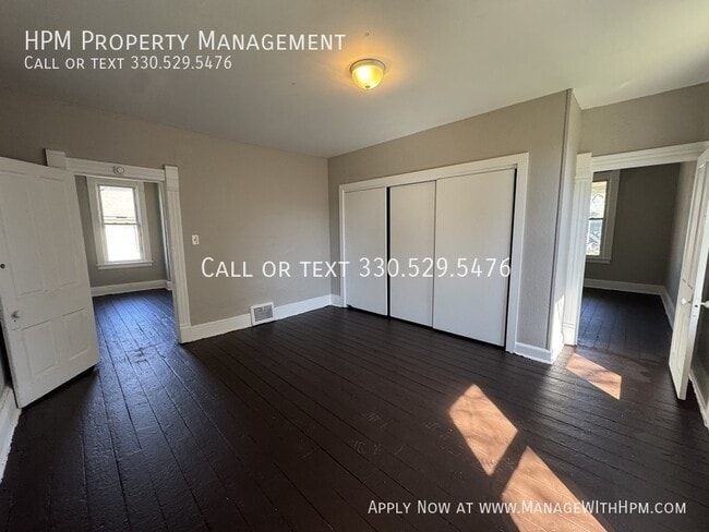 Building Photo - 713 Garfield Ave SW