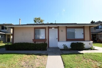 Building Photo - 2604 Sextant Ave