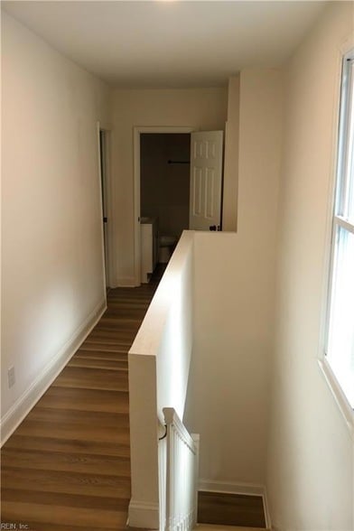 Building Photo - 1242 26th St