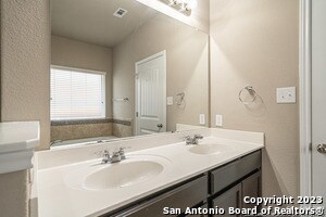 Building Photo - 12911 White Oak Mill