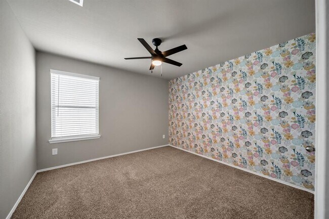 Building Photo - 22614 Petrizzi Ln