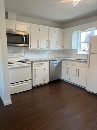 Building Photo - 737 N 12th St