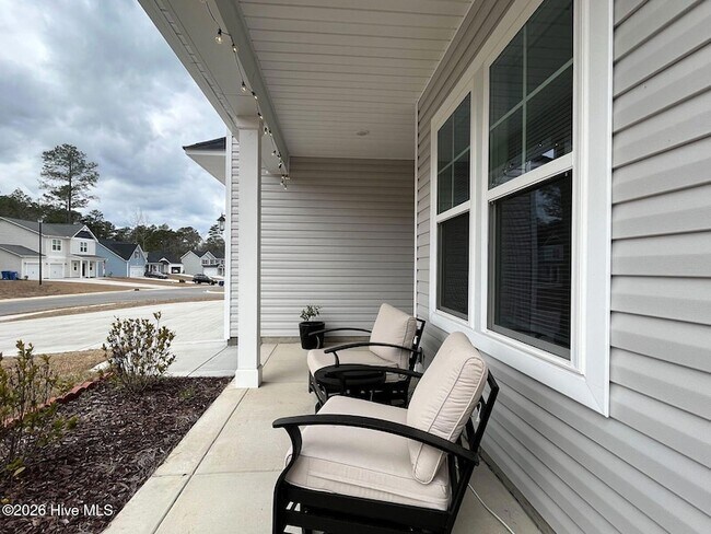 Building Photo - 280 Flying Bolt Dr