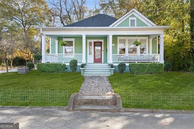 Primary Photo - 1092 Oak St SW