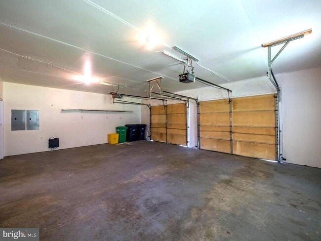 Building Photo - 7701 Croom Rd