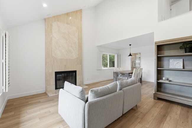 Building Photo - 28751 King Arthur Ct