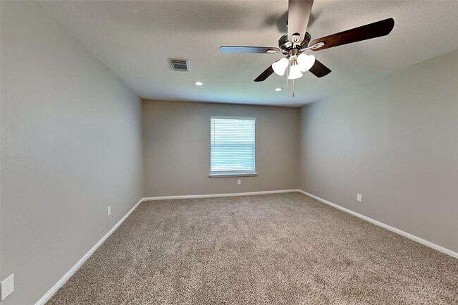 Building Photo - 7826 Spring Fern Ln