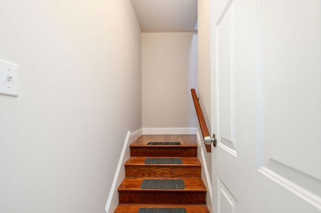 Building Photo - 3803 Haverford Ave