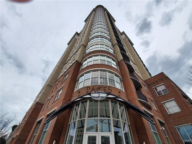 Building Photo - 325 East Paces Ferry Rd NE