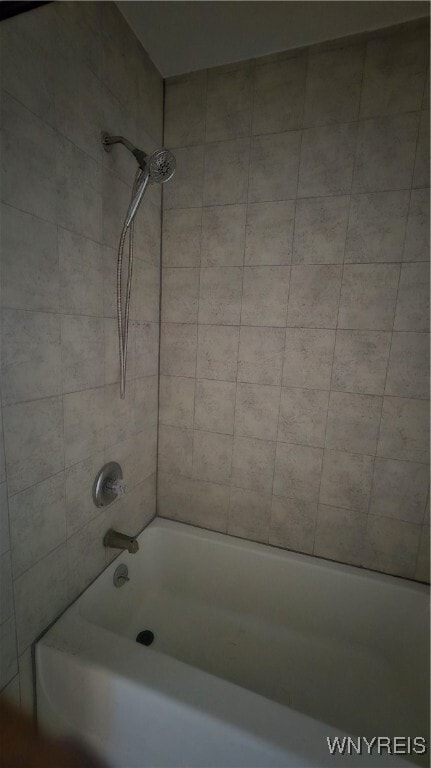 Building Photo - 5422 Transit Rd