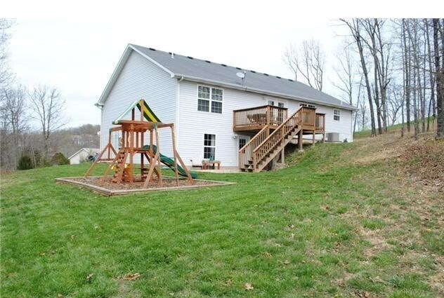 Building Photo - 4 bedroom, 3 bath Ranch Style Home