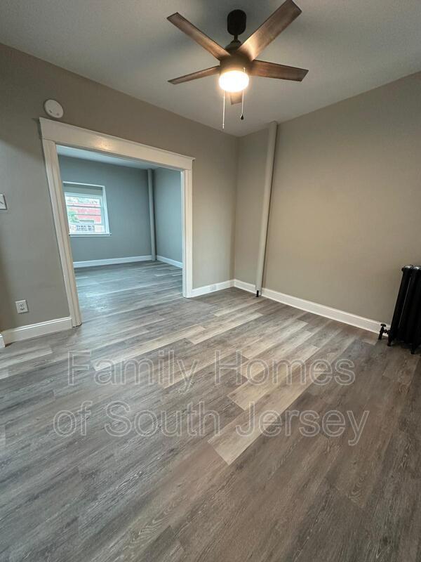 Building Photo - 7307 West Chester Pike