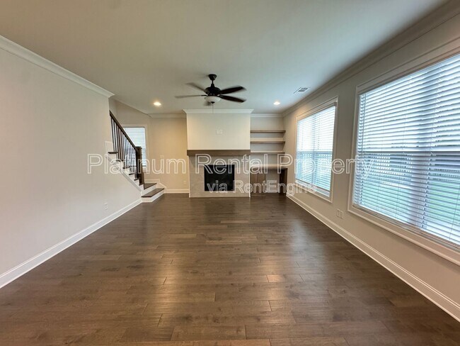 Building Photo - 705 Fieldcrest Park Ln