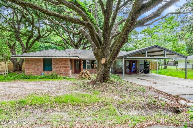 Primary Photo - 325 Alice Dr