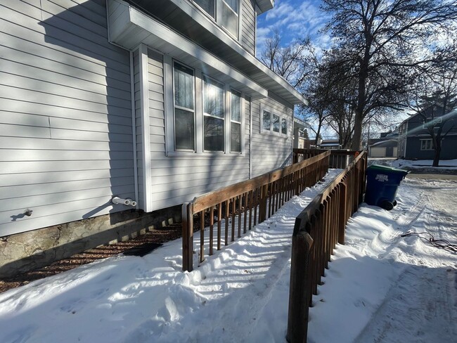 Building Photo - Click the “Apply Now” button or email wapmrentals@gmail.com for a prompt response.