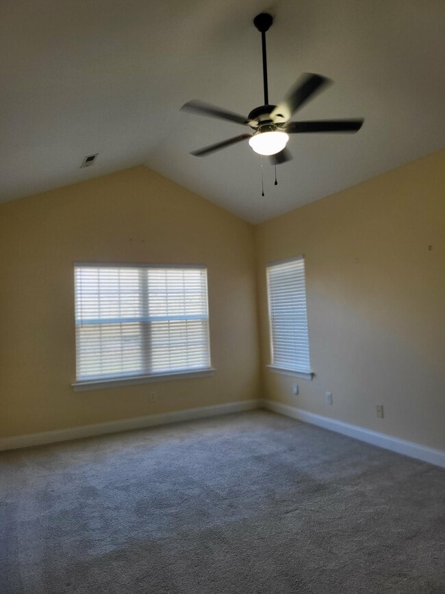 Building Photo - 316 Rowlette Cir