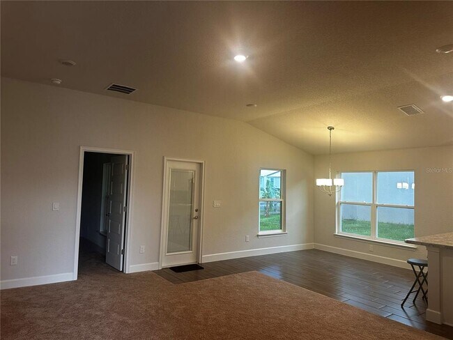 Building Photo - 187 NW 45th Loop