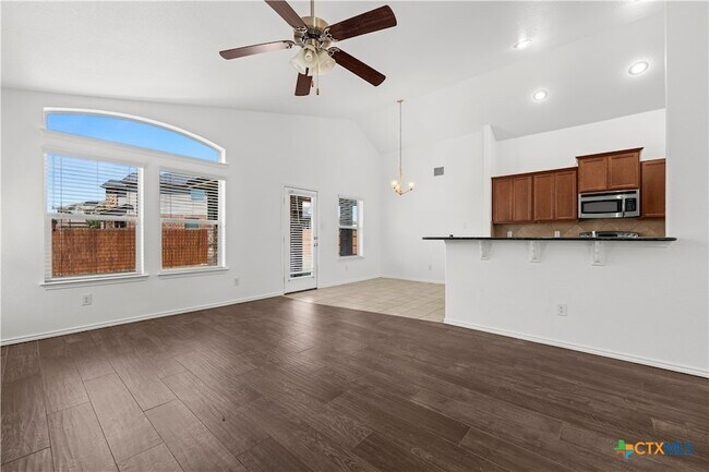 Building Photo - 6709 Mustang Creek Rd