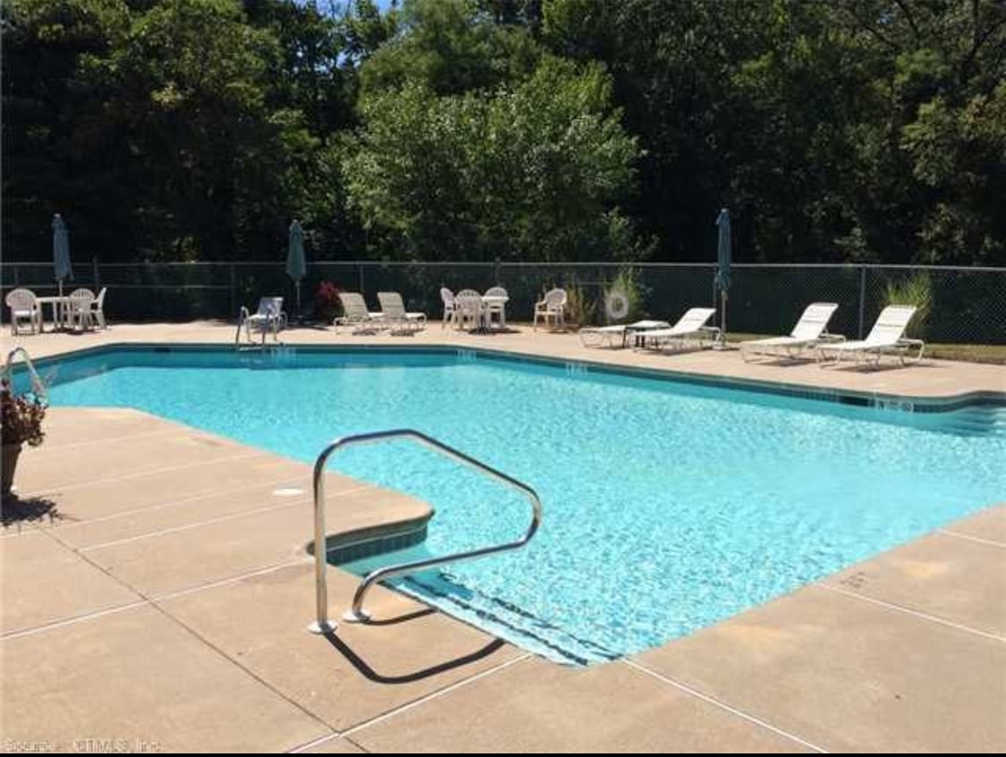Rivers Edge private pool - 3 Wickhams Fancy