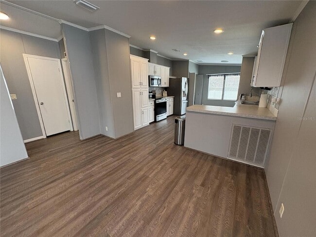 Building Photo - 717 Choo Ln