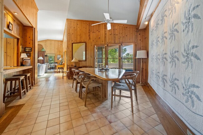 Building Photo - 931 Debordieu Blvd