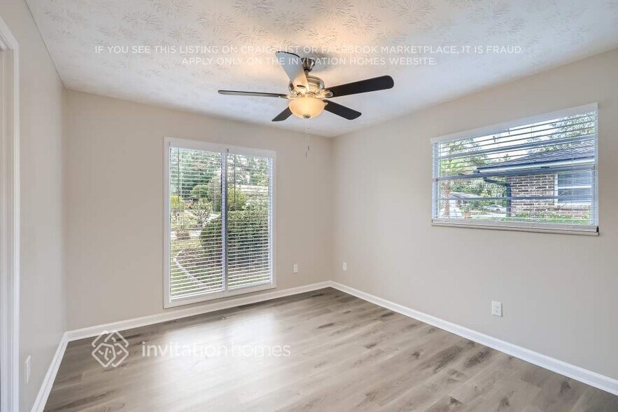 Building Photo - 2817 Paces Ferry Rd W