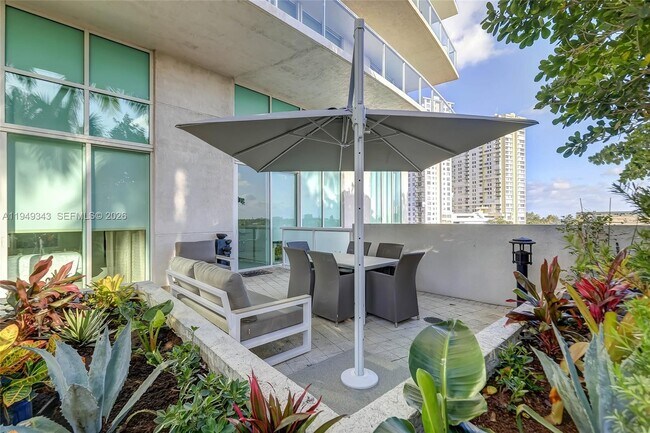 Building Photo - 1 N Ocean Blvd