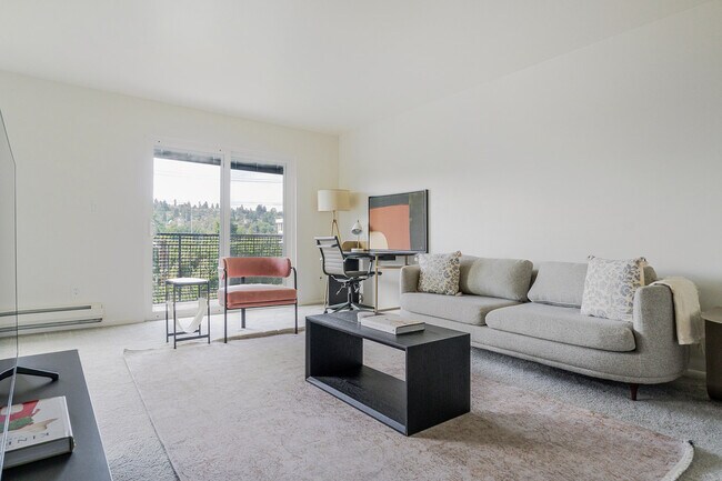 Primary Photo - 2850 15th Ave W