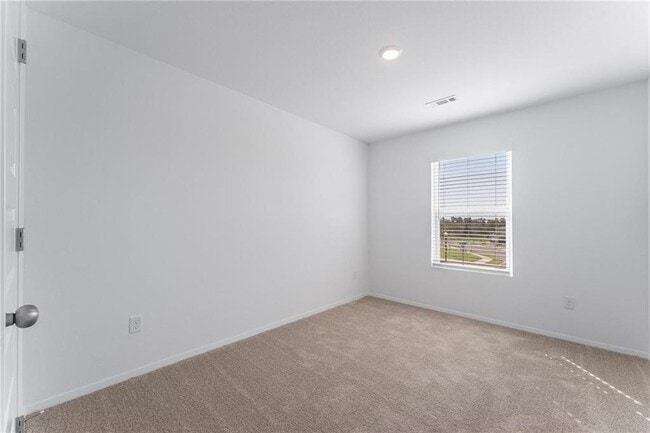 Building Photo - 6800 Memphis
