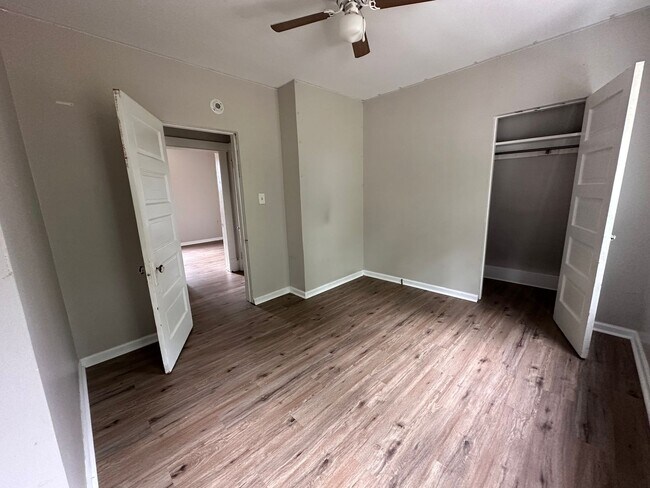 Building Photo - Charming 2-Bedroom Home in Ambridge – Convenient Location!