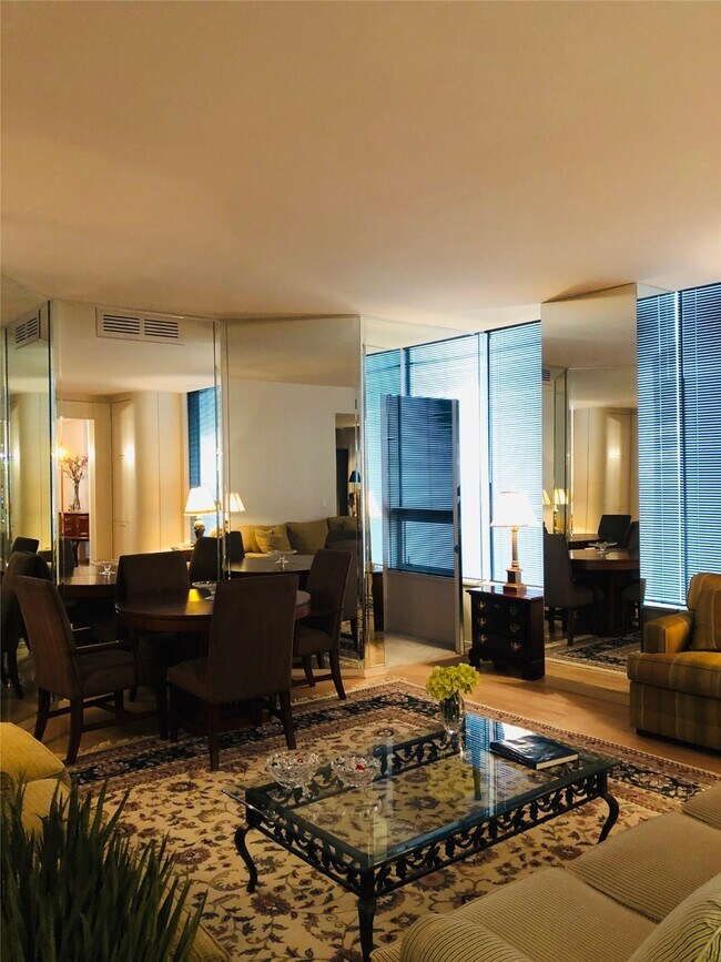 Primary Photo - 5110 San Felipe St