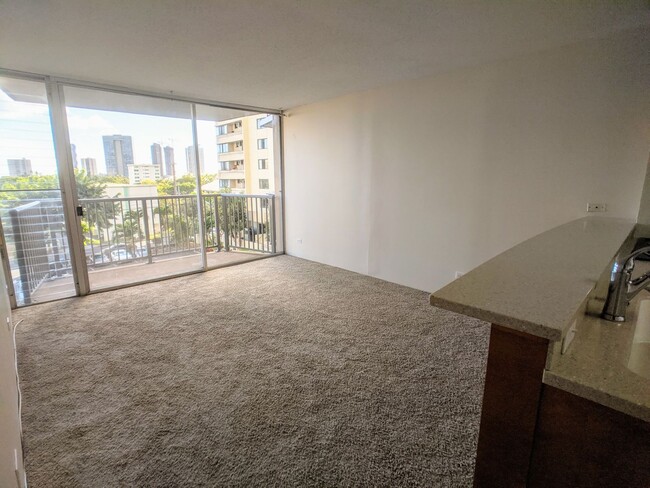 Building Photo - Convenient Makiki 1-bed, 1-bath, 1 parking...