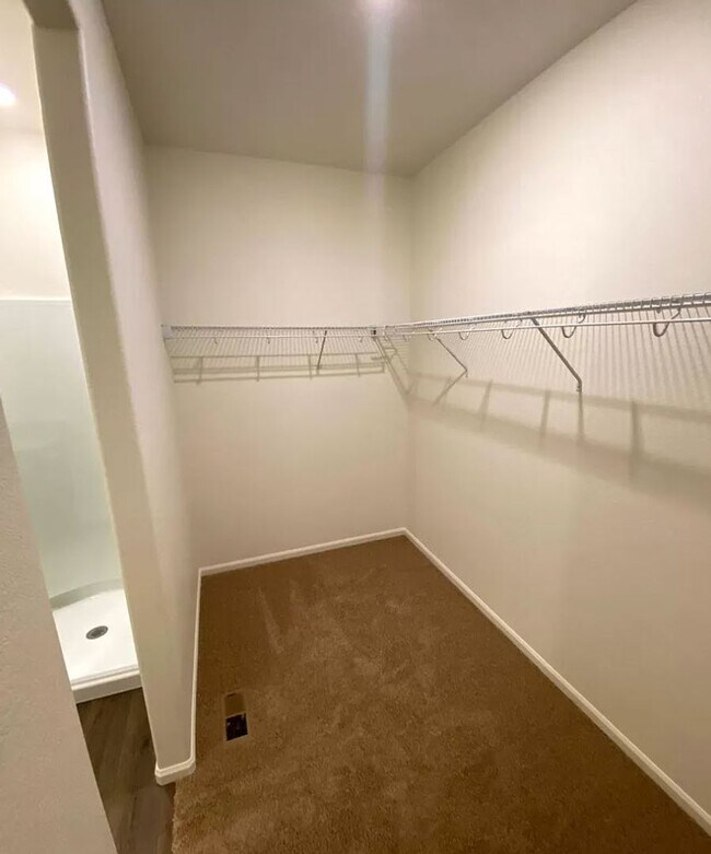 Building Photo - 9764 Chalkstone Ln