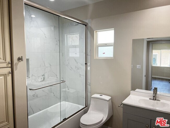 Building Photo - 5062 CA-27