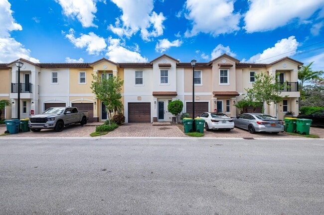 Building Photo - 7651 NW 88th Terrace