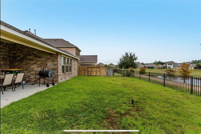 Building Photo - 24510 Raven Cliff Falls Dr
