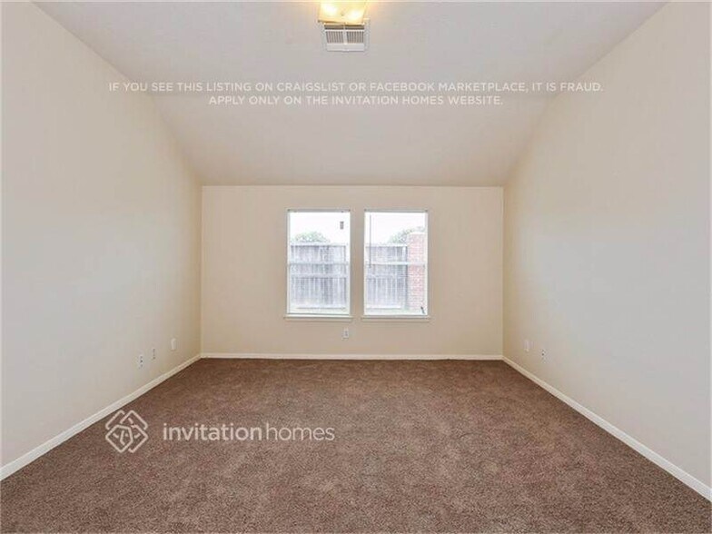 Building Photo - 6527 Gorton Dr