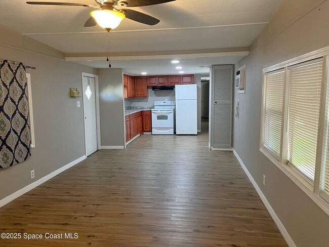 Building Photo - 2556 Haverhill Rd NE