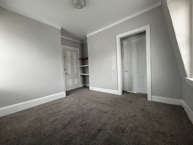 Building Photo - 127 Court St