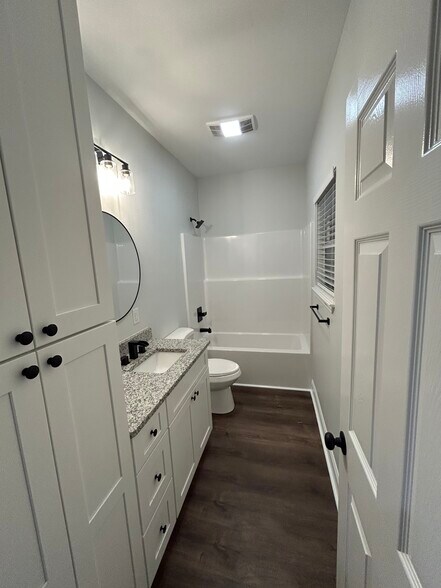 Building Photo - 41255 Bush Ln