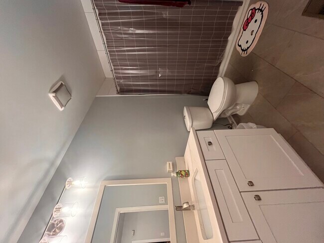 Building Photo - 610 Lakeridge Ct