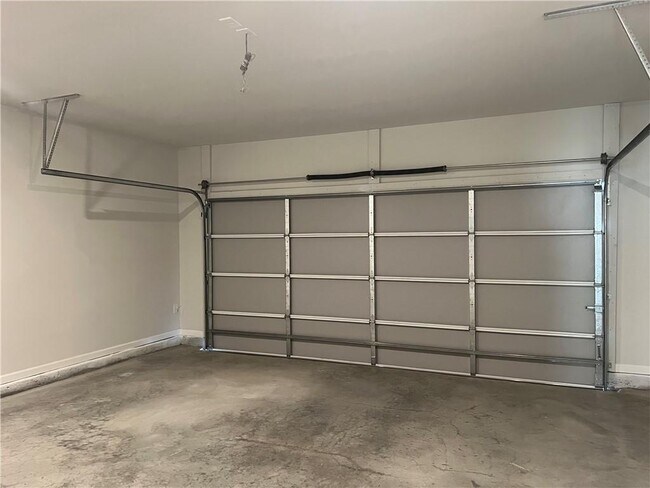Building Photo - 1552 Dover Creek Ln