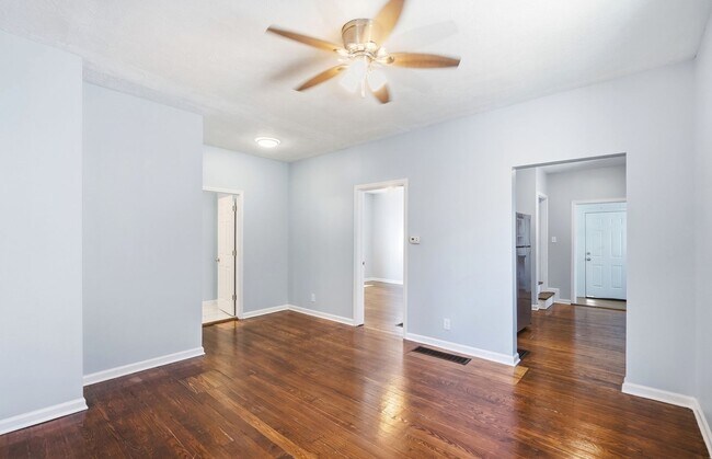 Building Photo - 413 Lockwood Ave