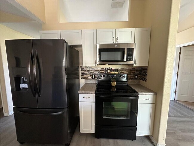 Building Photo - 847 Blanc Ct